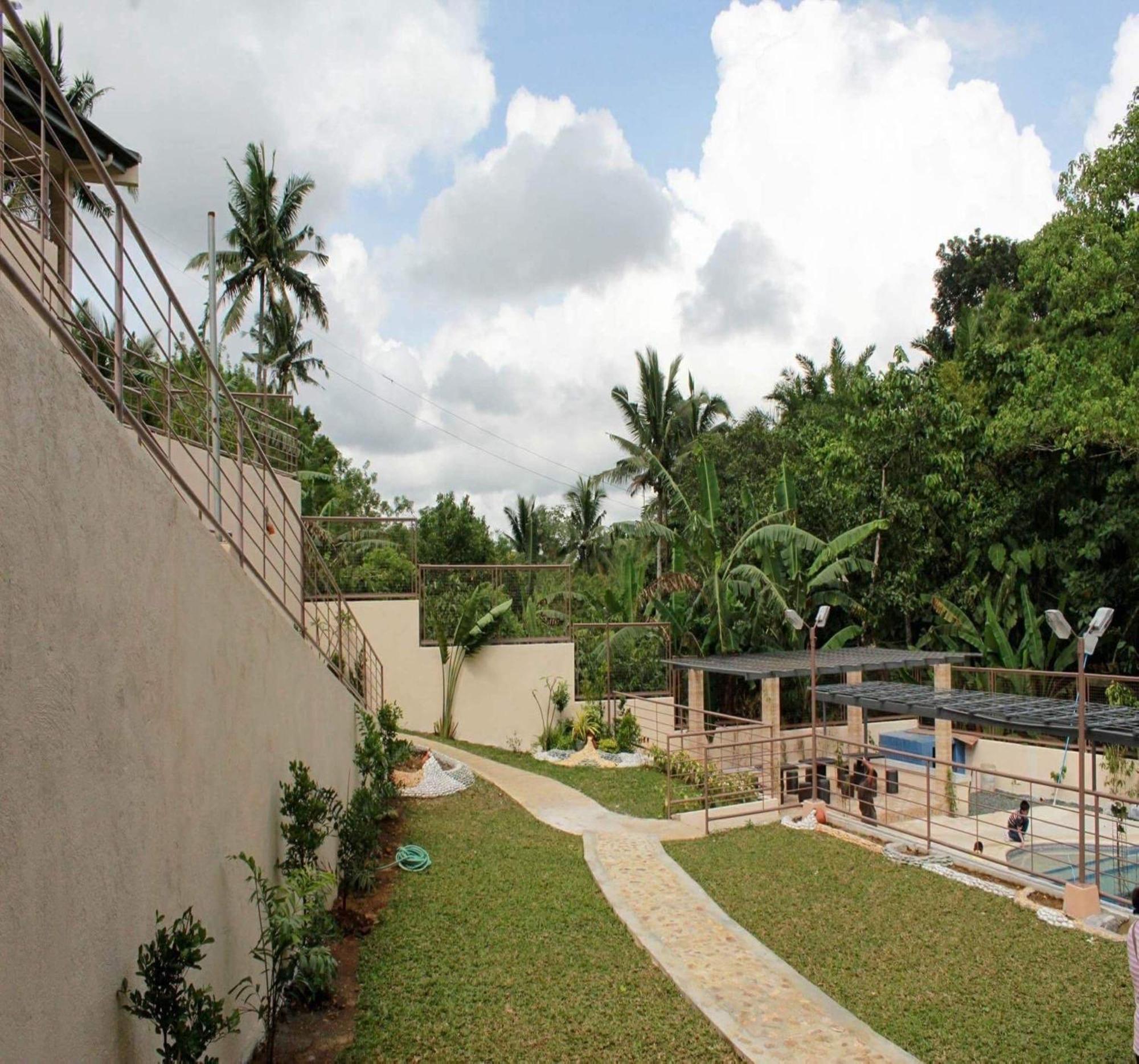 Oyo 1067 Villa Sofia At Silang Tagaytay City Exterior foto